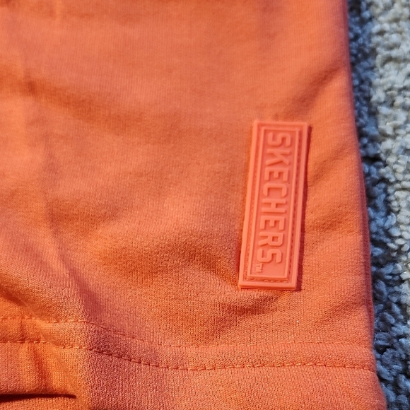 Skechers Cream and Orange Kids' Outfit - Picture 4 of 7